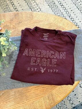 American Eagle Outfitters Men's Deep Burgundy Logo Short Sleeve Tee Maroon